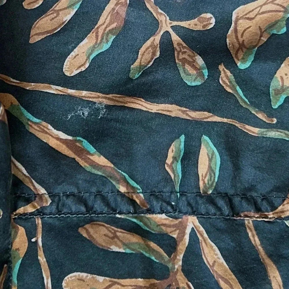 Vtg CEZAR  100% Silk Green / Brown Print Short Sleeve Button Down Shirt sz S - Picture 6 of 7